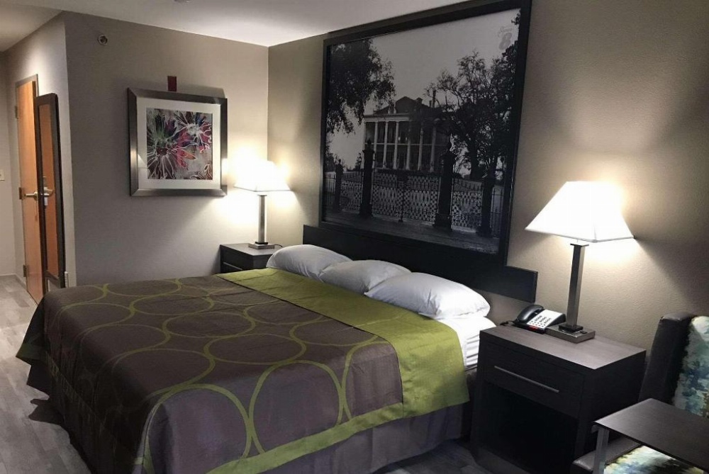 Super 8 Pascagoula Image 13