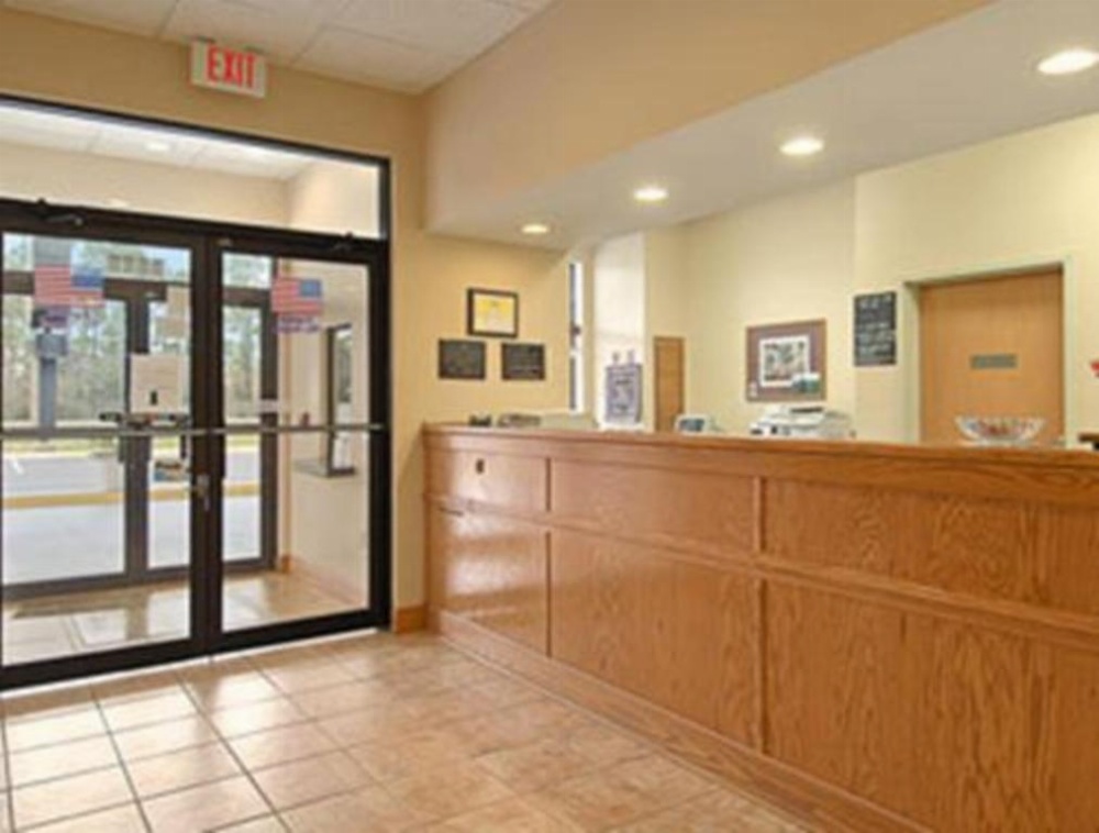 Super 8 Pascagoula Image 21